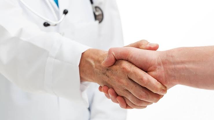 When to See a Doctor vs When to Wait: A Checklist